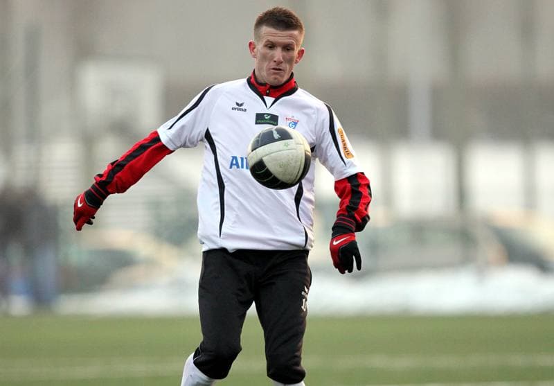 Football. Sparing. Gornik Zabrze - Hutnik Krakow. 28.01.2011