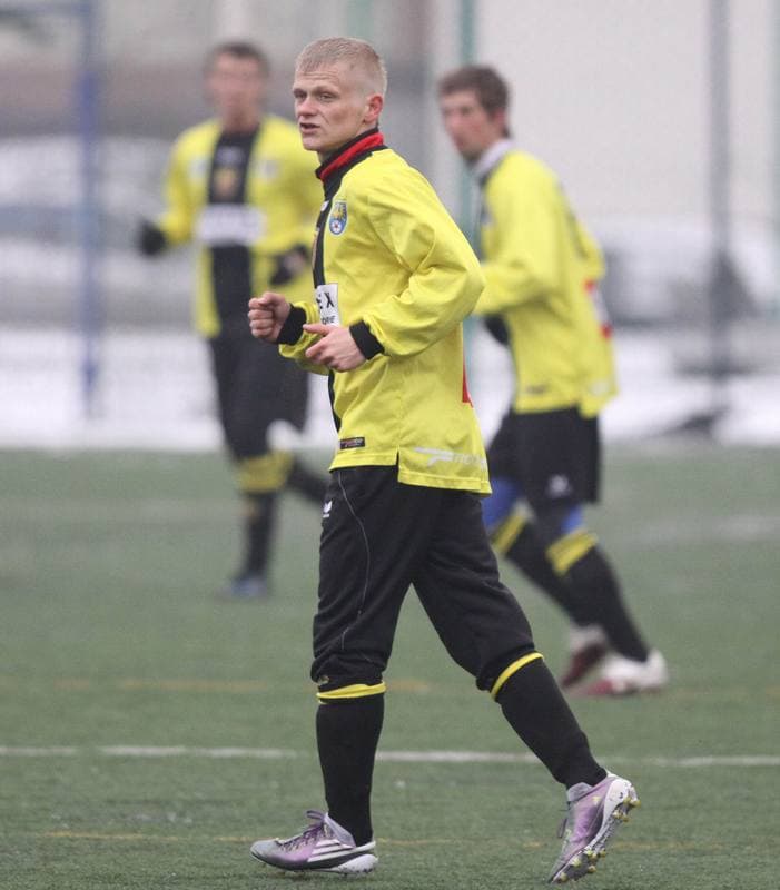Football. Sparing. Ruch Radzionkow - LZS Piotrowka. 19.02.2011