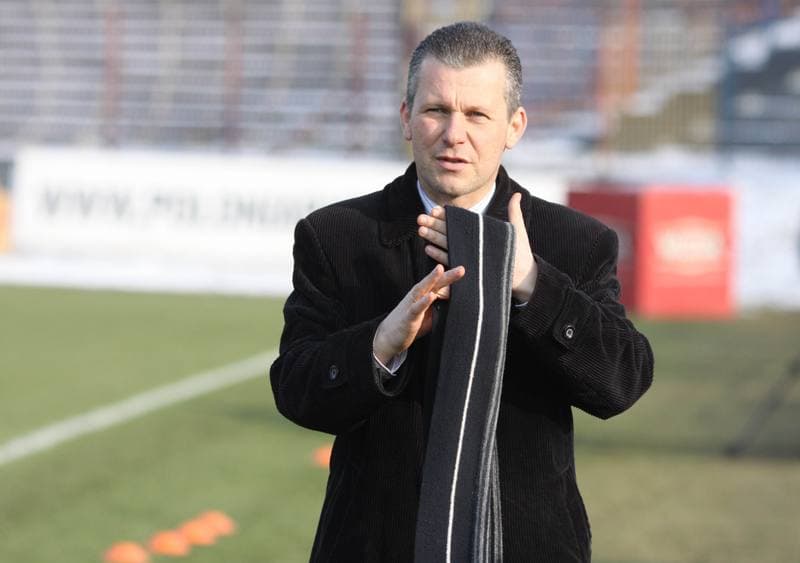 Football. Ekstraklasa. Polonia Bytom - GKS Belchatow. 26.02.2011