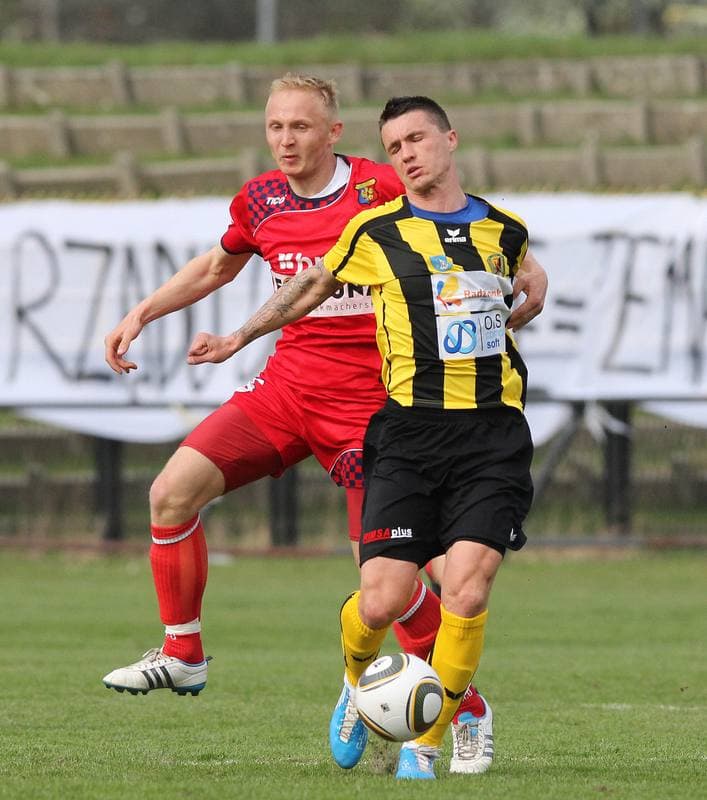 Football. Podbeskidzie Bielsko-Biala. Ruch Radzionkow - Odra Wodzislaw Slaski. 19.04.2011