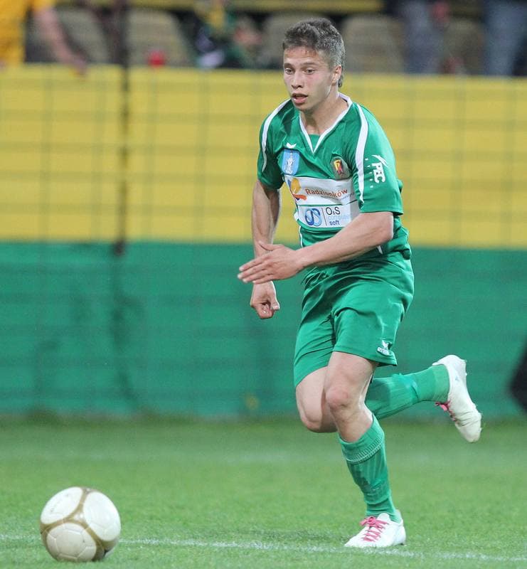 Football. Sparing. GKS Katowice - Ruch Radzionkow. 09.02.2011