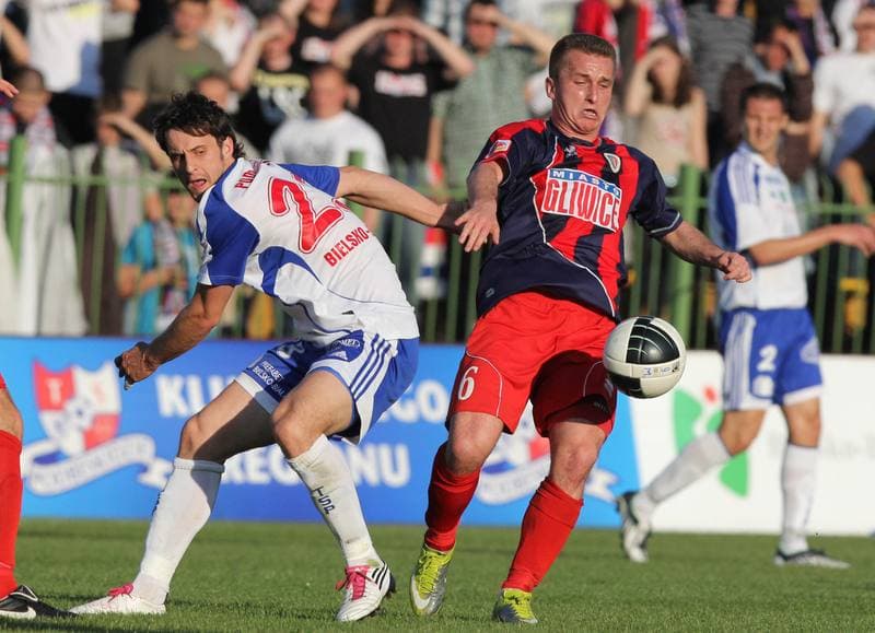 Football. I liga. Podbeskidzie Bielsko-Biala - Piast Gliwice. 11.05.2011