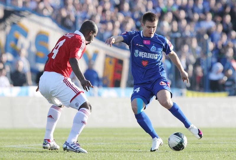 Football. T-Mobile Ekstraklasa. Ruch Chorzow - Wisla Krakow. 25.03.2012