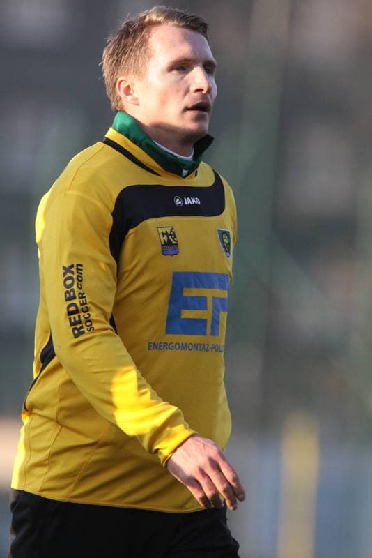 Football. Sparing. GKS Katowice - Hutnik Krakow. 09.02.2011