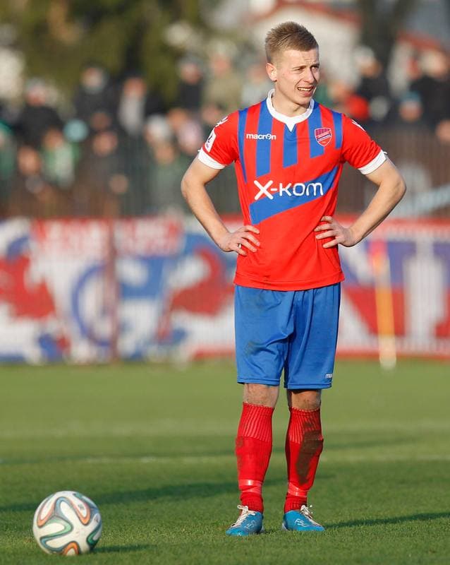 Football. II Liga. Rakow Czestochowa - Energetyk ROW Rybnik. 23.11.2014