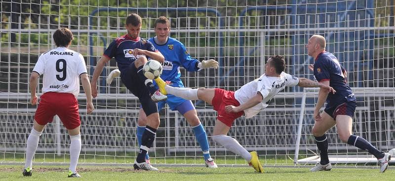 Football. I liga. Odra Wodzislaw - Kolejarz Stroze. 23.04.2011