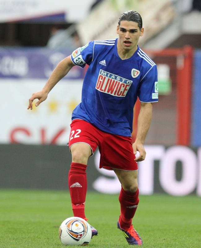 Football. I liga. Piast Gliwice - Olimpia Grudziadz. 22.04.2012