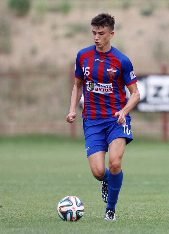 Football. II Liga. Polonia Bytom - Olimpia Zambrow. 15.08.2015