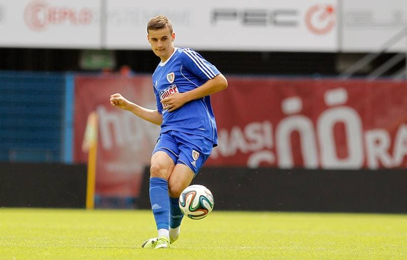 Football. III Liga Opolsko Slaska. Piast II Gliwice - Szombierki Bytom. 22.08.2015