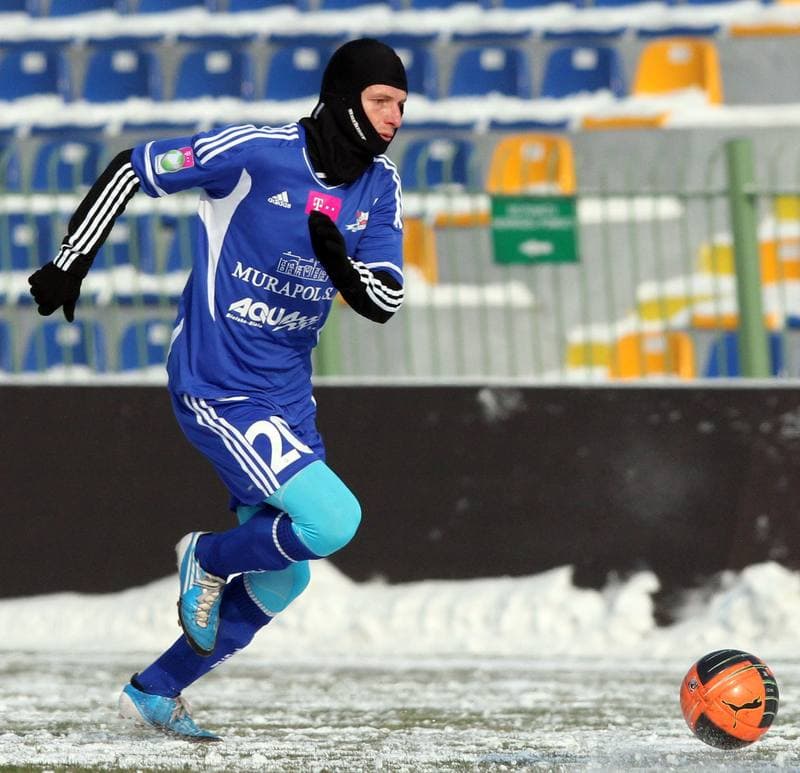 Football. Sparing. Podbeskidzie Bielsko-Biala - MFK Karvina. 11.02.2012