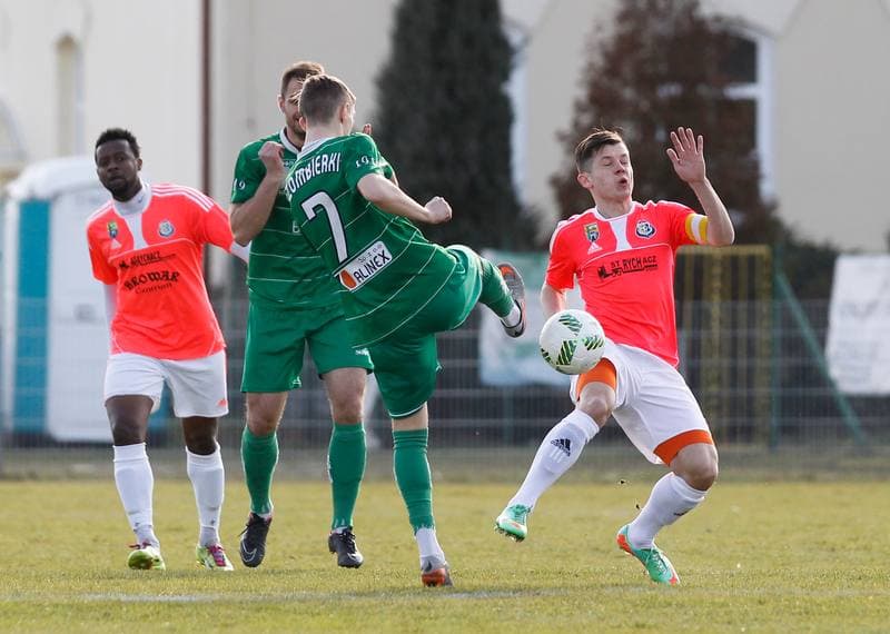 Football. III Liga. LZS Piotrowka - Szombierki Bytom. 19.03.2016