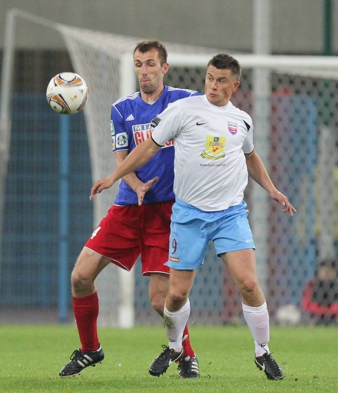 Football. Sparing. Piast Gliwice - Kolejarz Stroze. 10.03.2012