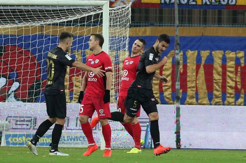 Football. Lotto Ekstraklasa. Piast Gliwice - Cracovia Krakow. 18.11.2016