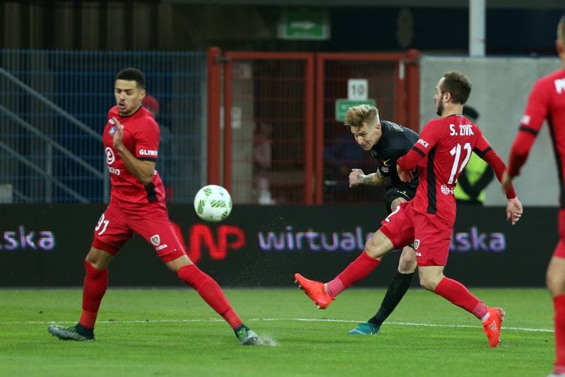 Football. Lotto Ekstraklasa. Piast Gliwice - Cracovia Krakow. 18.11.2016