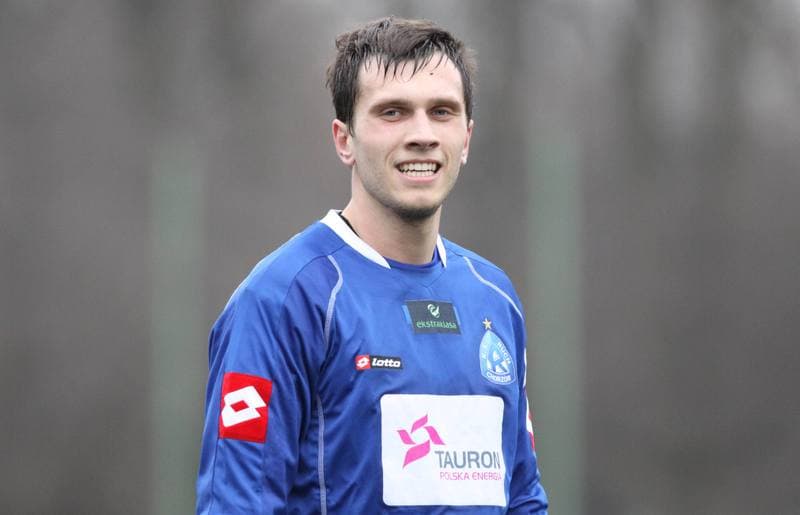 Football. Sparing. Ruch Chorzow - Dolcan Zabki. 05.02.2011