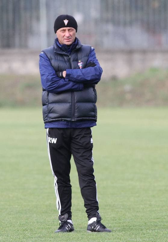 Football. Gornik Zabrze. Training. 07.01.2016