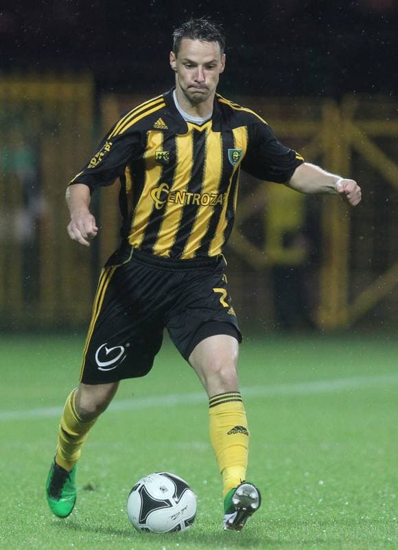 Football. I liga. GKS Katowice - Flota Swinoujscie. 14.11.2010