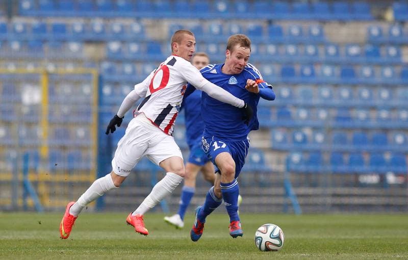 Football. III Liga Opolsko Slaska. Ruch II Chorzow - Odra Opole. 22.03.2015