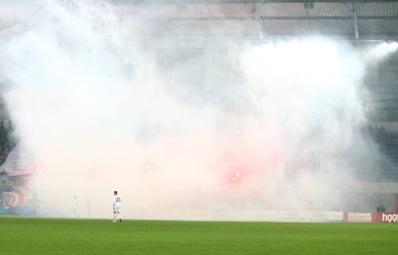 Football. T-Mobile Ekstraklasa. Piast Gliwice - Pogon Szczecin. 15.12.2014