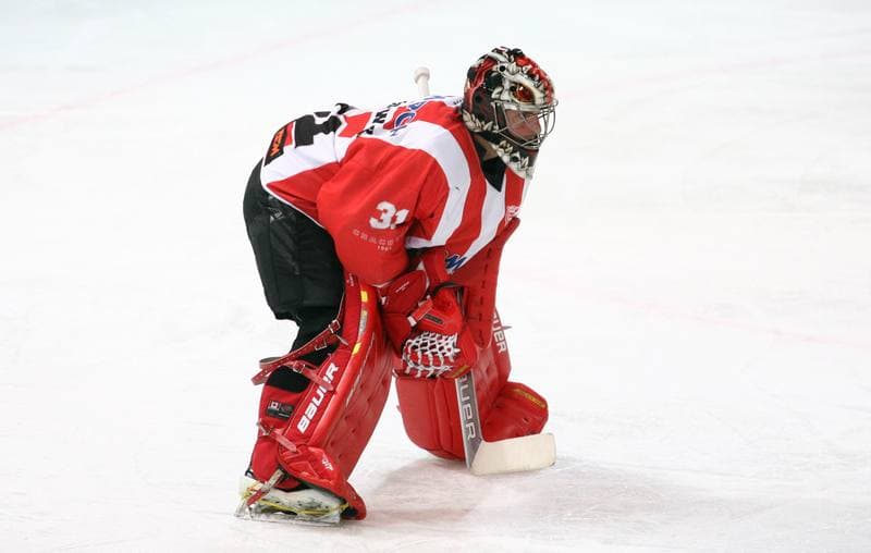 Ice Hockey. Polska Hokej Liga. HC GKS Katowice - Comarch Cracovia Krakow. 15.10.2013