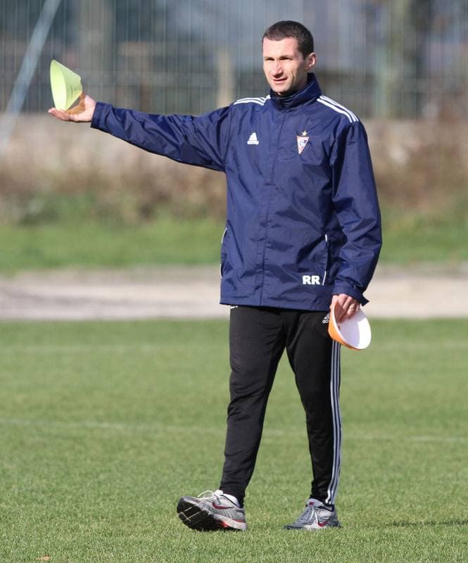 Football. Gornik Zabrze. Training. 01.11.2013