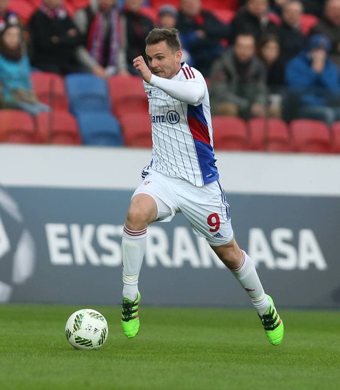 Football. PKO BP Ekstraklasa. Gornik Zabrze - Pogon Szczecin. 01.04.2016