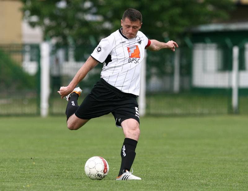 Football. III Liga Opolsko Slaska. Grunwald Ruda Slaska - Szombierki Bytom. 09.05.2015