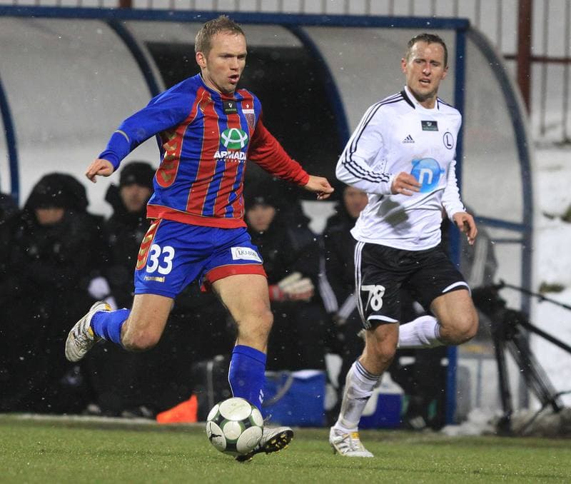 Football. I liga. GKS Katowice - Gornik Zabrze. 07.03.2010