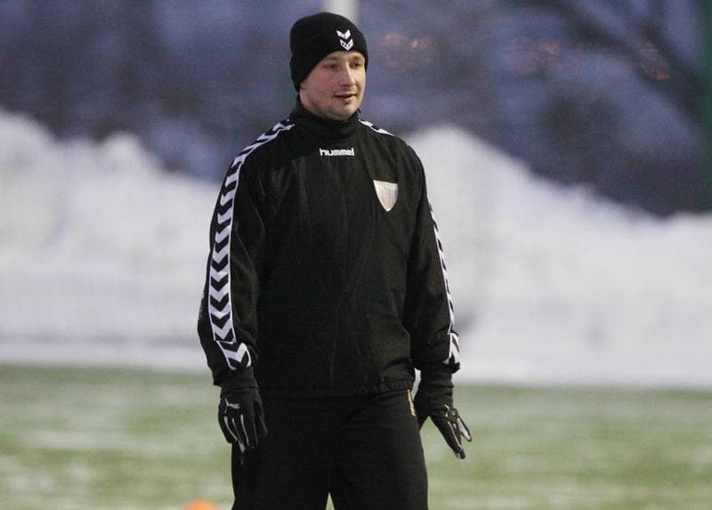 Football. Polonia Bytom. Training. 05.01.2011