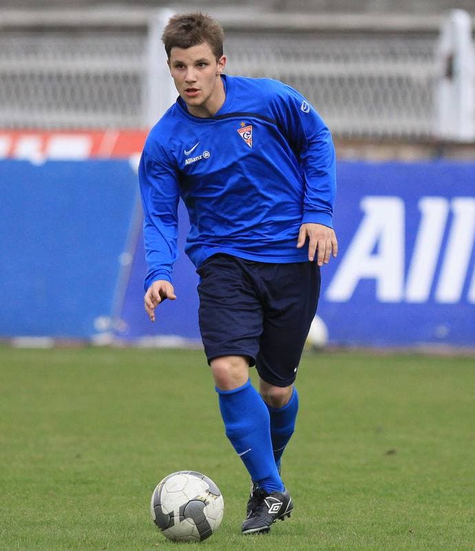 Football. Gornik Zabrze. Training. 11.01.2011