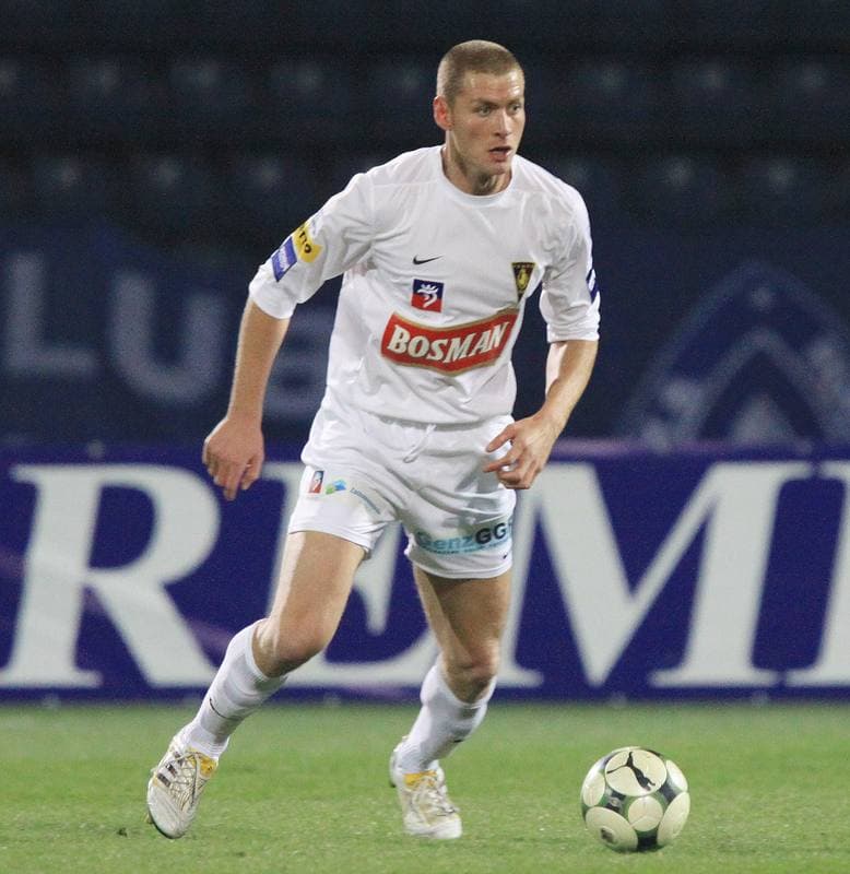 Football. Remes Puchar Polski. Ruch Chorzow - Pogon Szczecin. 06.04.2010