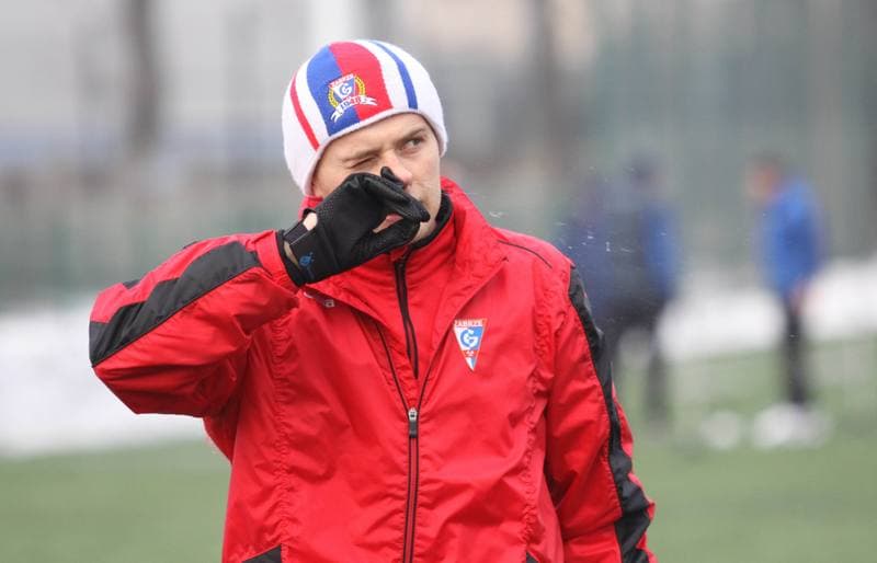 Football. Gornik Zabrze. Training. 11.01.2011