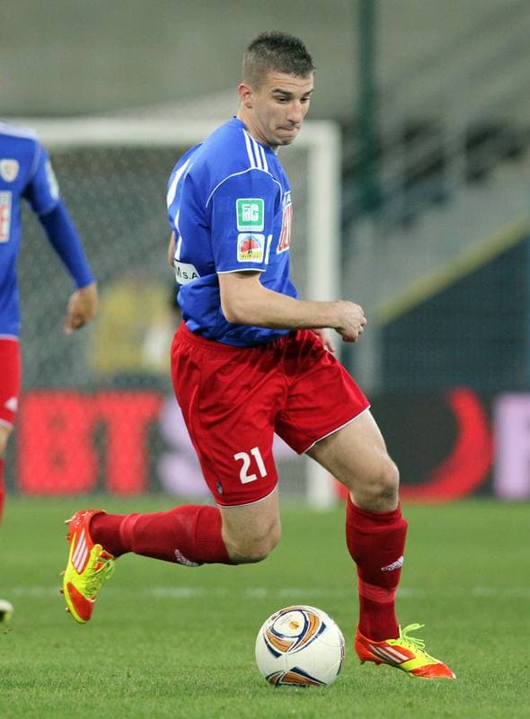 Football. I liga. Piast Gliwice - Sandecja Nowy Sacz. 04.04.2012
