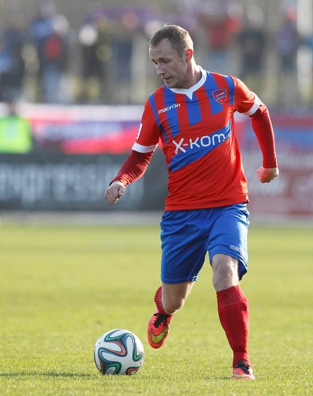 Football. II Liga. Rakow Czestochowa - Energetyk ROW Rybnik. 23.11.2014