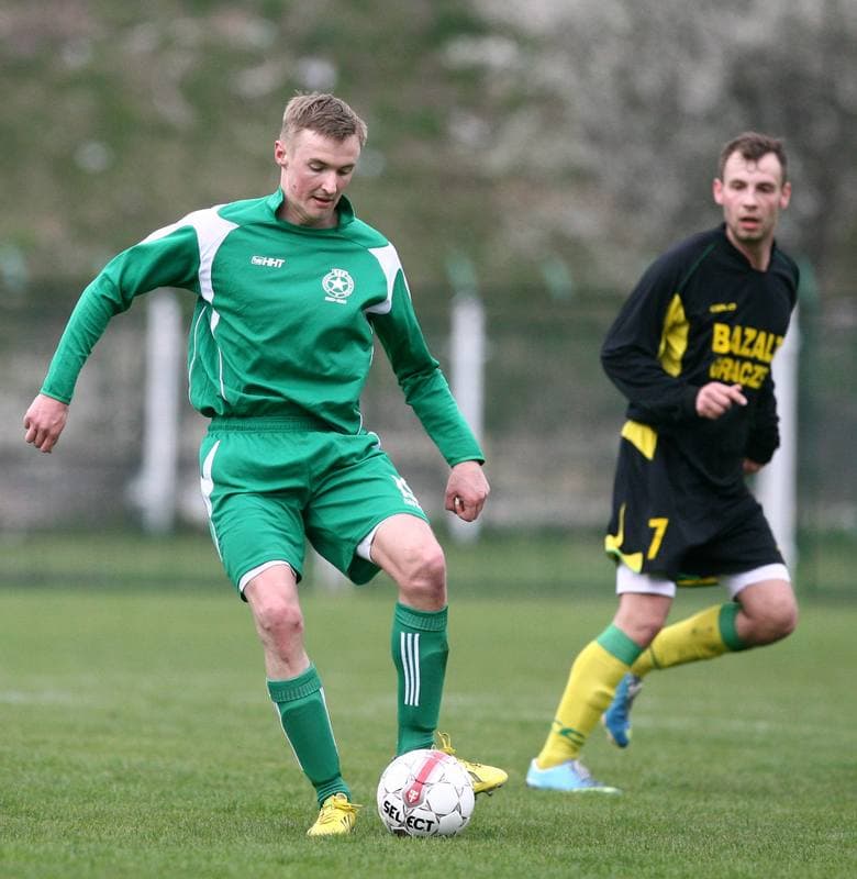 Football. III Liga. Grunwald Ruda Slaska - Skalnik Gracze. 18.04.2015