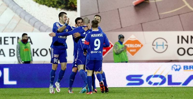 Football. PKO BP Ekstraklasa. Termalica Bruk-Bet Nieciecza - Piast Gliwice. 20.11.2015