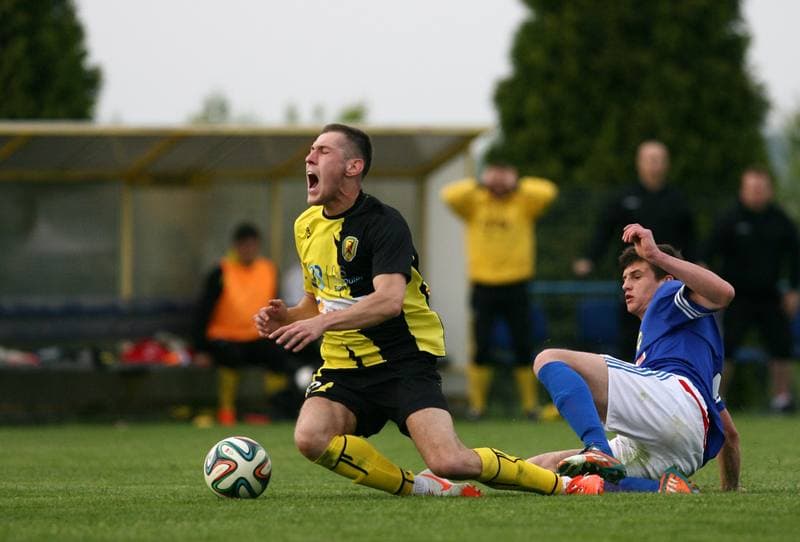 Football. IV Liga Slaska Gr I. Przyszlosc Ciochowice - Ruch Radzionkow. 12.05.2015