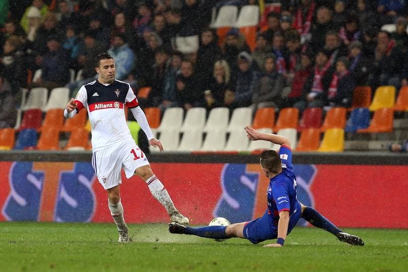 Football. I Liga. Podbeskidzie Bielsko-Biala - Gornik Zabrze. 06.11.2016