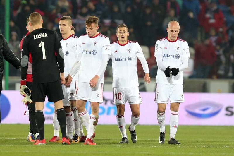 Football. Lotto Ekstraklasa. Gornik Zabrze - Lechia Gdansk. 08.12.2017