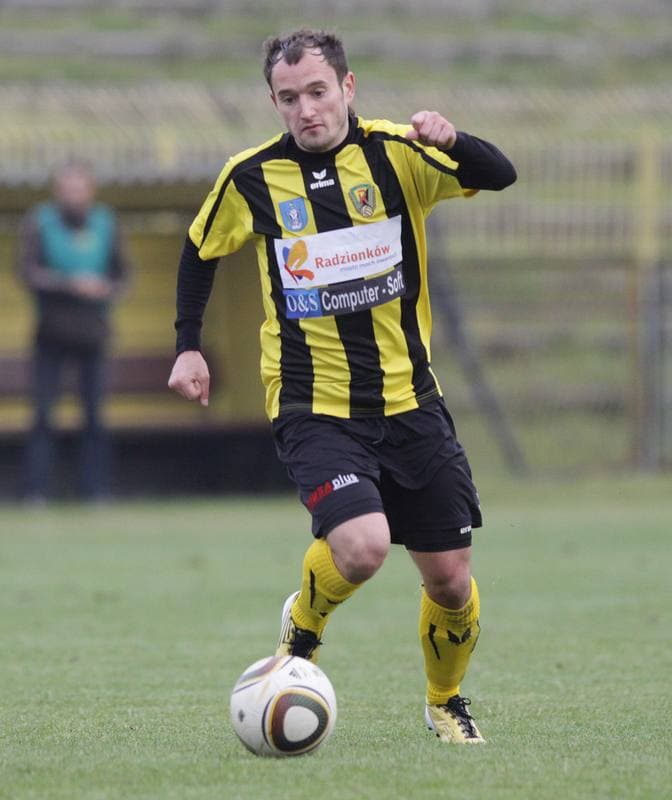 Football. Bytom I liga. Ruch Radzionkow - Pogon Szczecin. 16.10.2010