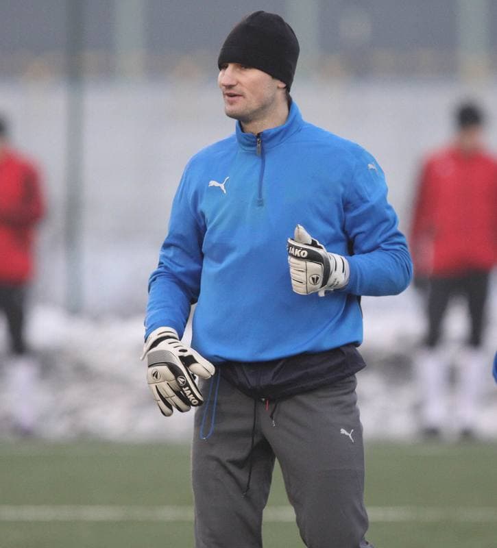 Football. Sparing. Gornik Zabrze - Hutnik Krakow. 28.01.2011