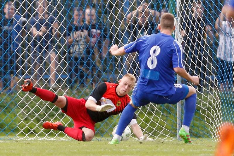 Football. IV Liga. Ruch II Chorzow - Ruch Radzionkow. 03.09.2016