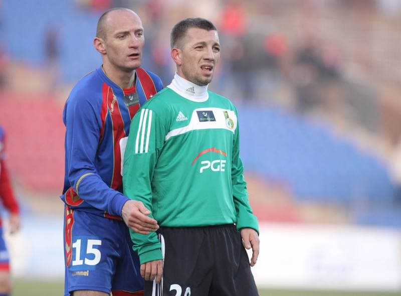 Football. Ekstraklasa. Polonia Bytom - GKS Belchatow. 26.02.2011