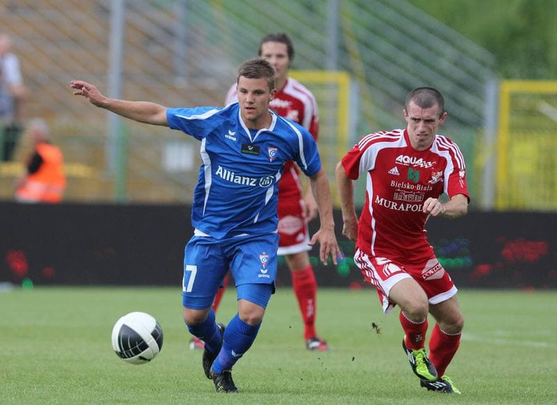 Football. I liga. Podbeskidzie Bielsko-Biala - Gornik Zabrze. 20.03.2010