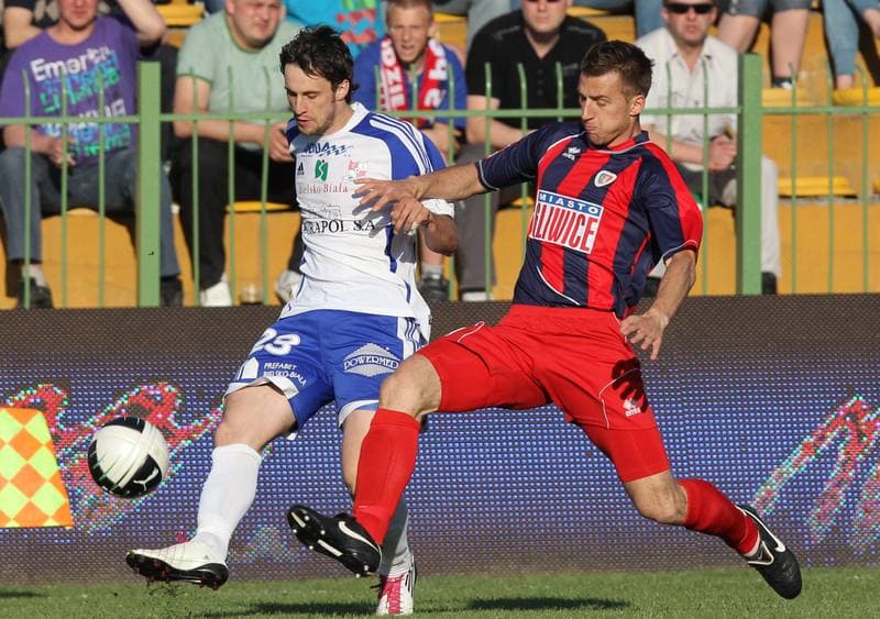 Football. I liga. Podbeskidzie Bielsko-Biala - Piast Gliwice. 11.05.2011