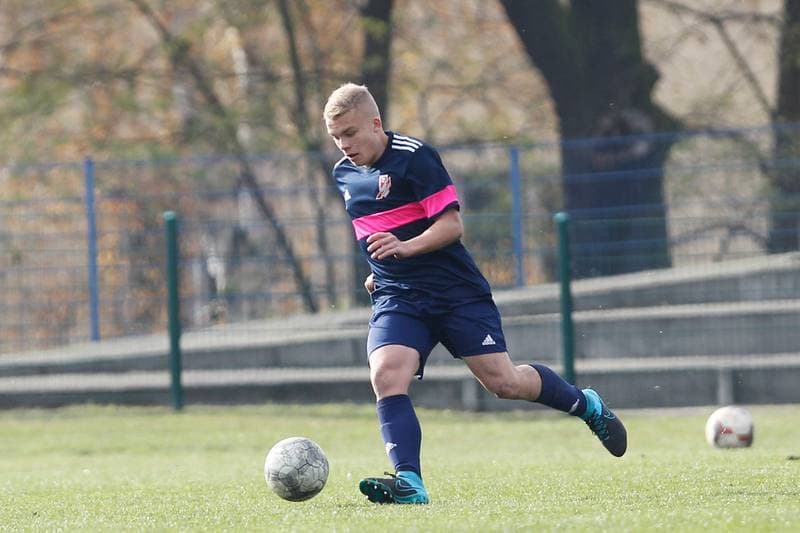 Football. Centralna Liga Juniorow. Gwarek Zabrze - Gornik Zabrze. 05.11.2016