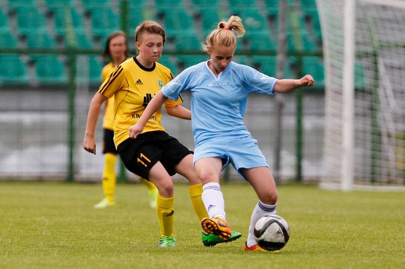 Football. Women's II Liga. GKS Katowice - Jaskolki Chorzow. 19.06.2016