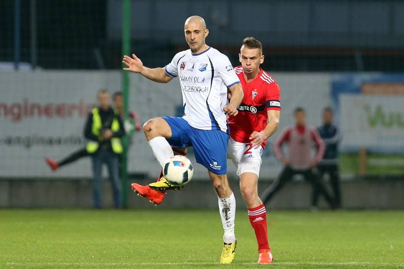 Football. Nice I Liga. MKS Kluczbork - Gornik Zabrze. 01.04.2017