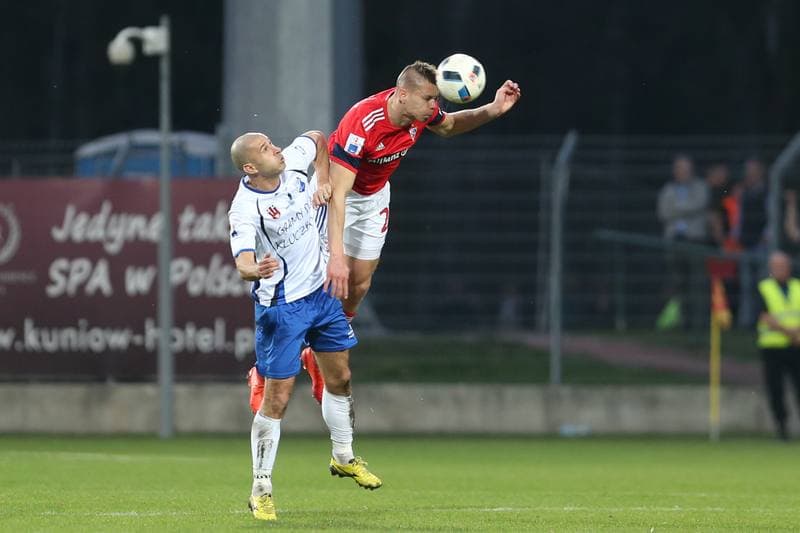 Football. Nice I Liga. MKS Kluczbork - Gornik Zabrze. 01.04.2017