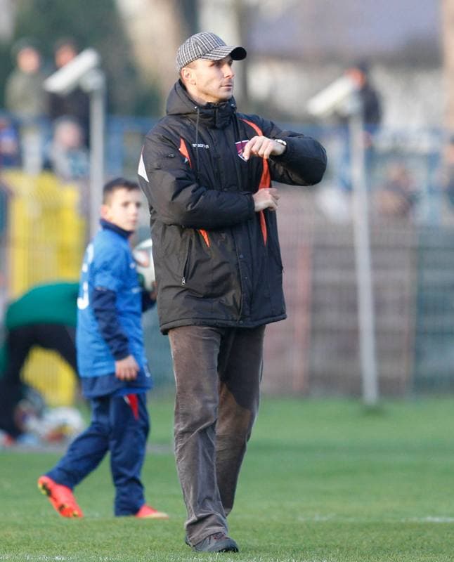 Football. II Liga. Rakow Czestochowa - Energetyk ROW Rybnik. 23.11.2014